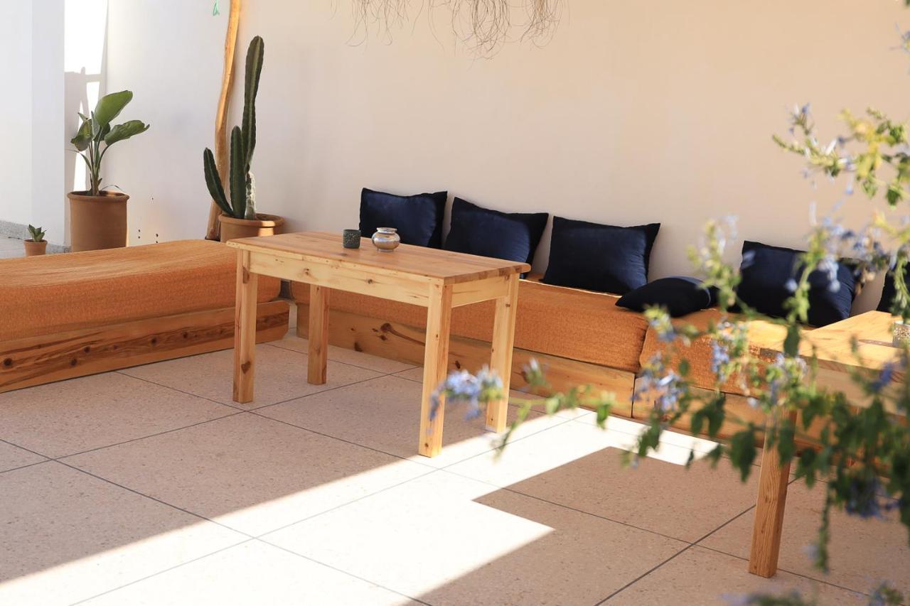 Wavy Days Hostel Tamraght Ngoại thất bức ảnh