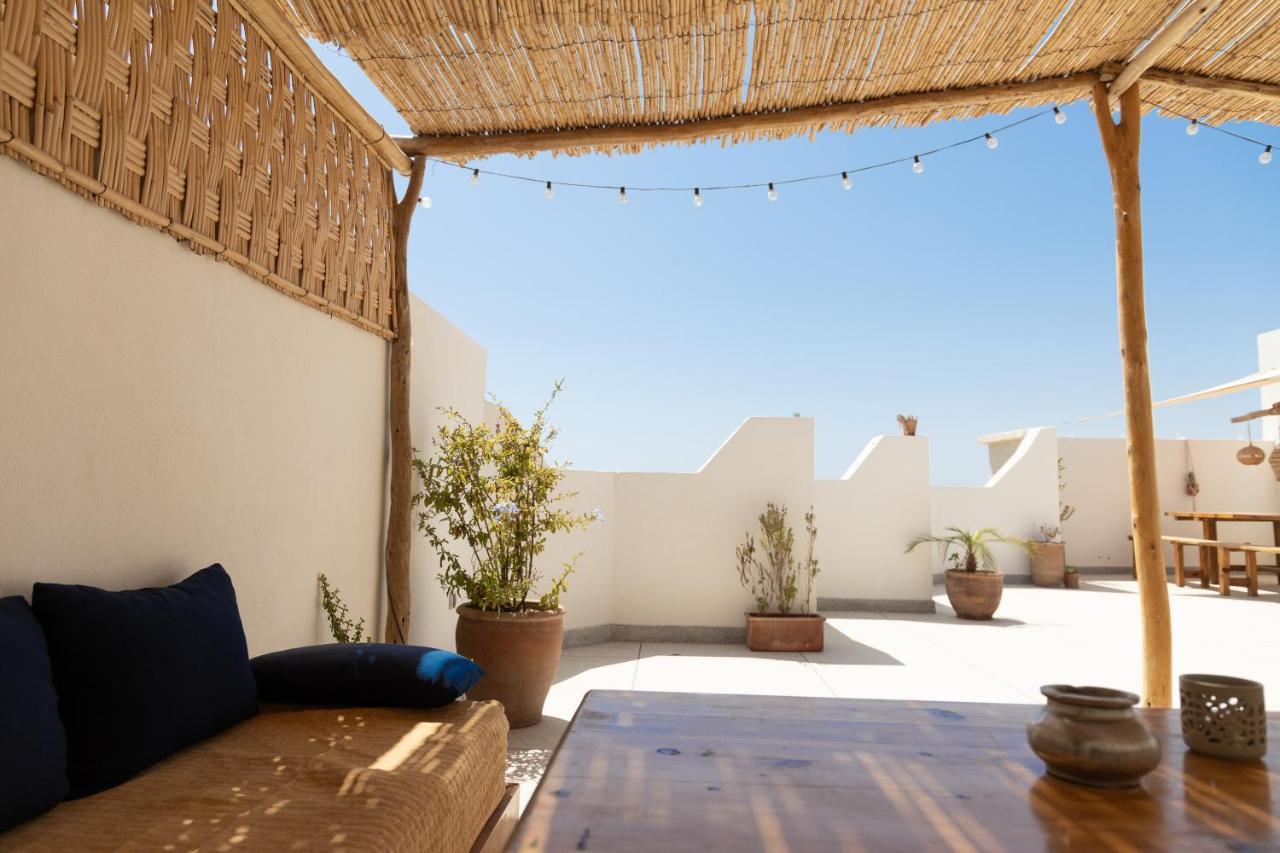 Wavy Days Hostel Tamraght Ngoại thất bức ảnh