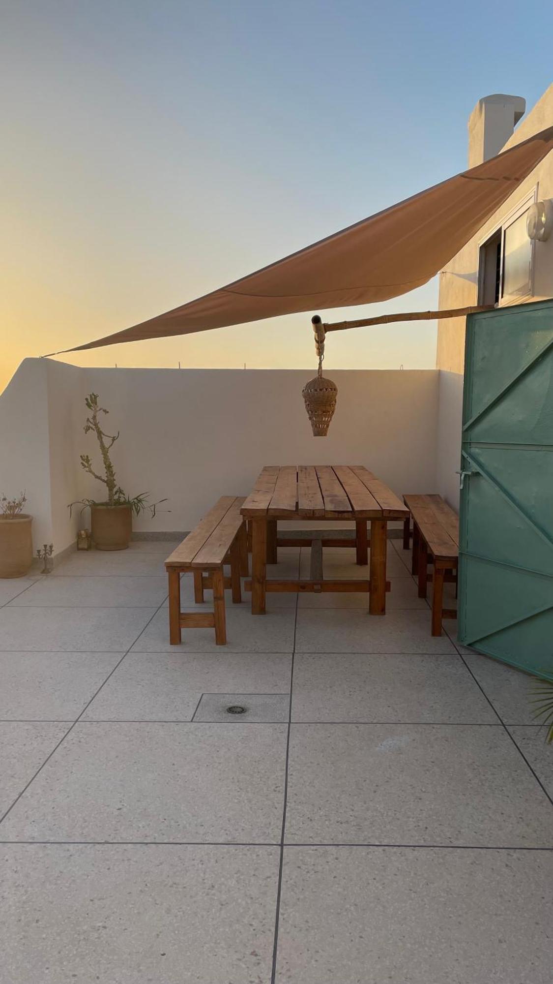 Wavy Days Hostel Tamraght Ngoại thất bức ảnh
