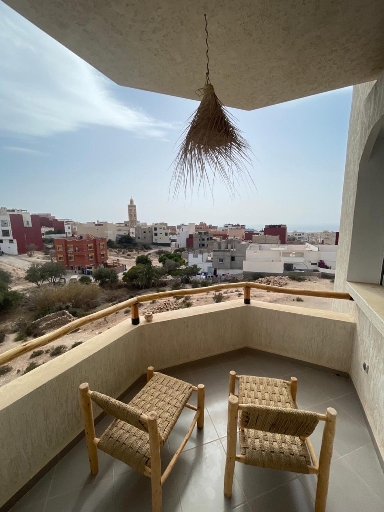 Wavy Days Hostel Tamraght Ngoại thất bức ảnh