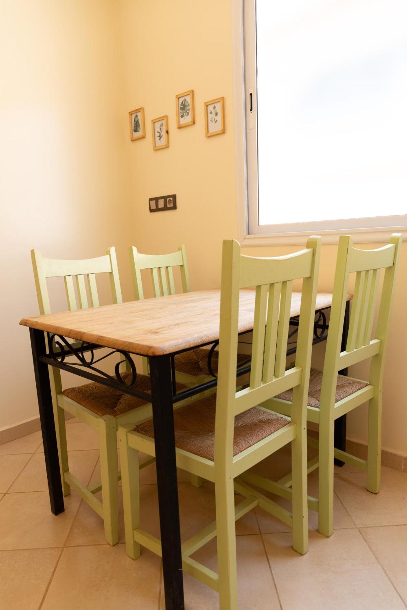 Wavy Days Hostel Tamraght Ngoại thất bức ảnh