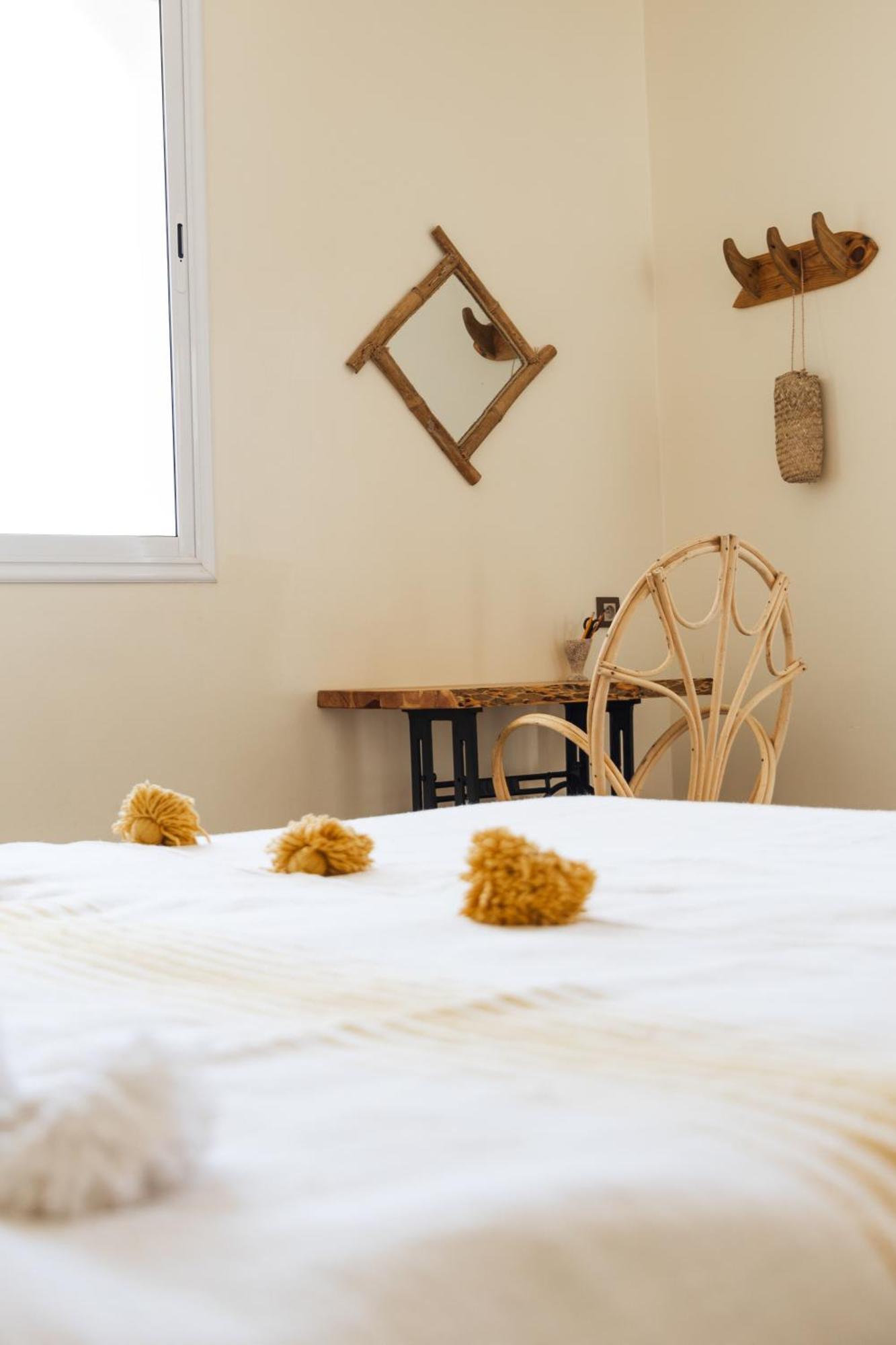 Wavy Days Hostel Tamraght Ngoại thất bức ảnh