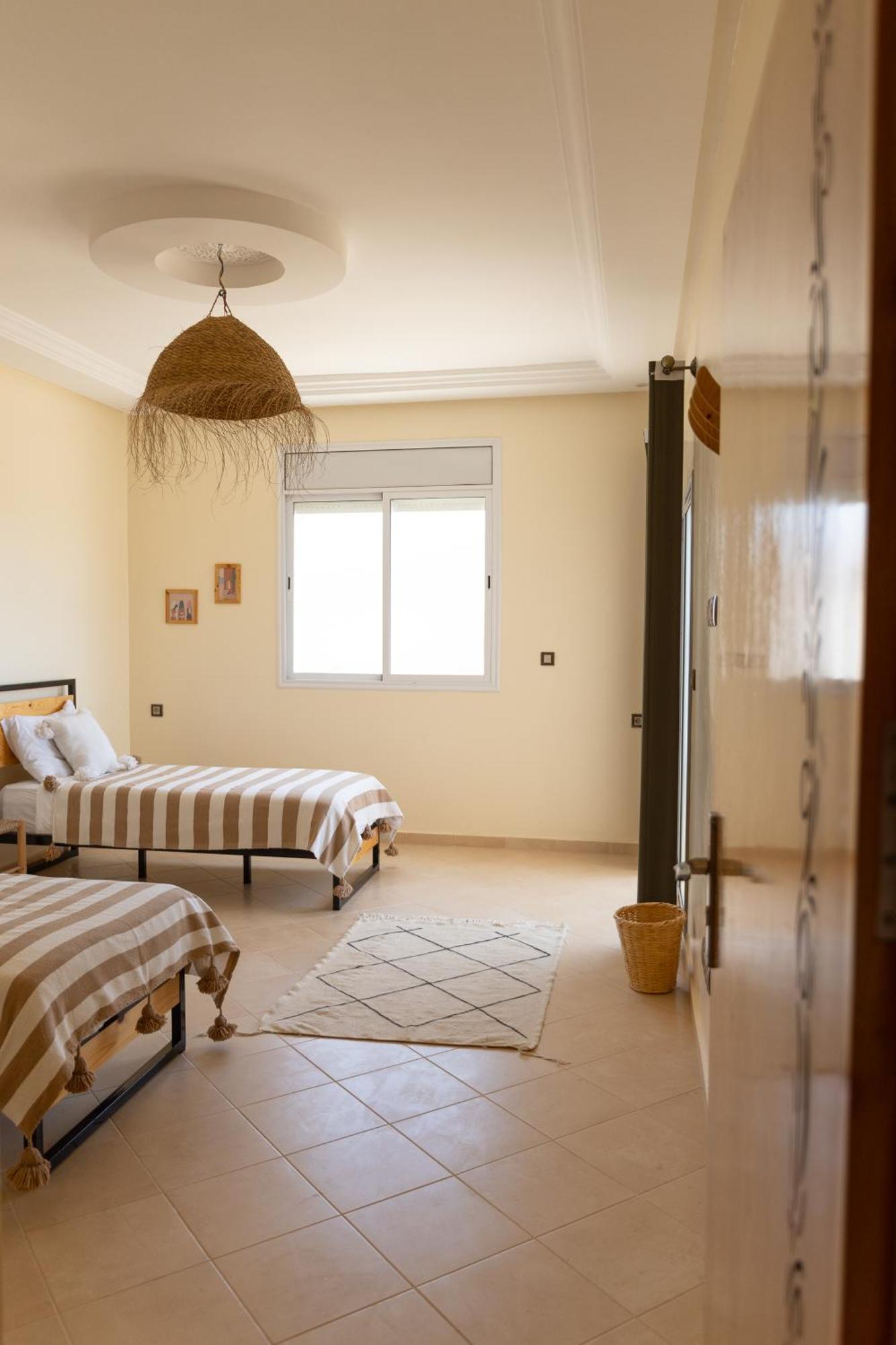 Wavy Days Hostel Tamraght Ngoại thất bức ảnh